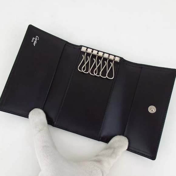 Cartier 6 Key Ring Holder Like New! - Picture 10 of 12